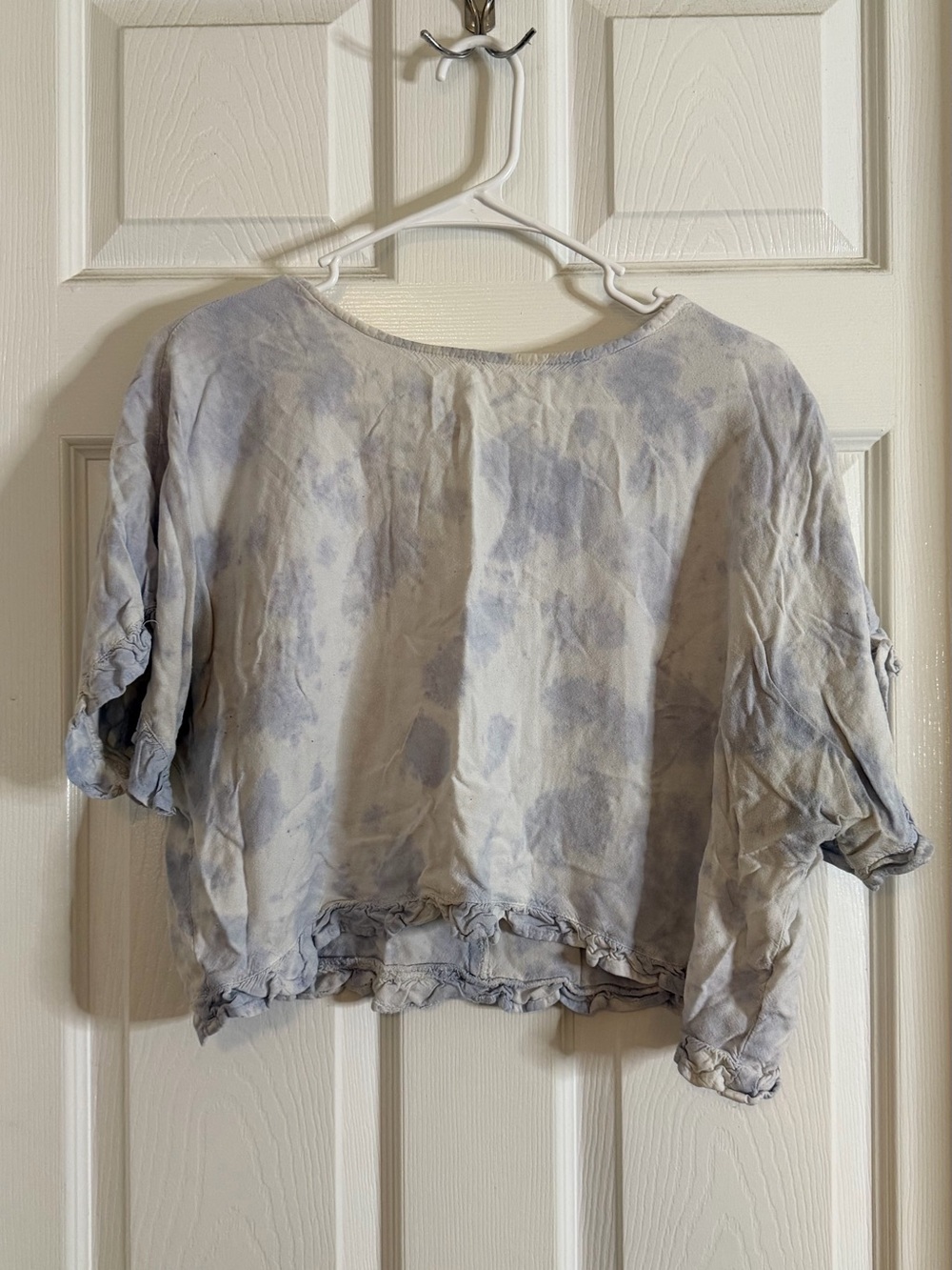 Style Envy Light Blue Tie-Dye Cropped Top